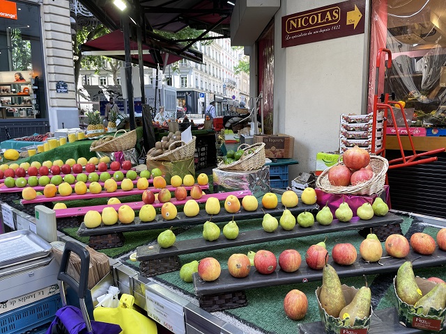 Marché Poncelet - Paris