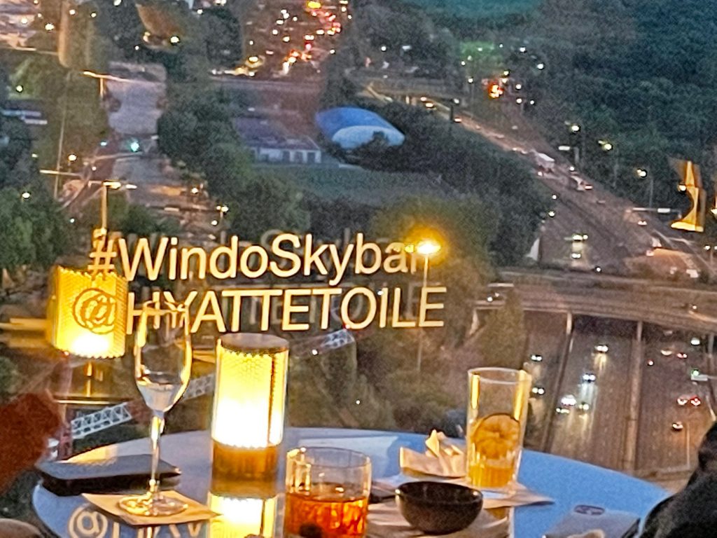 Skybar Hyatt Etoile
